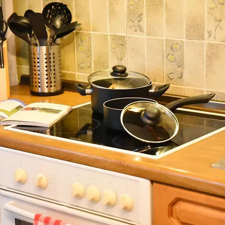 Apartment Hoppert